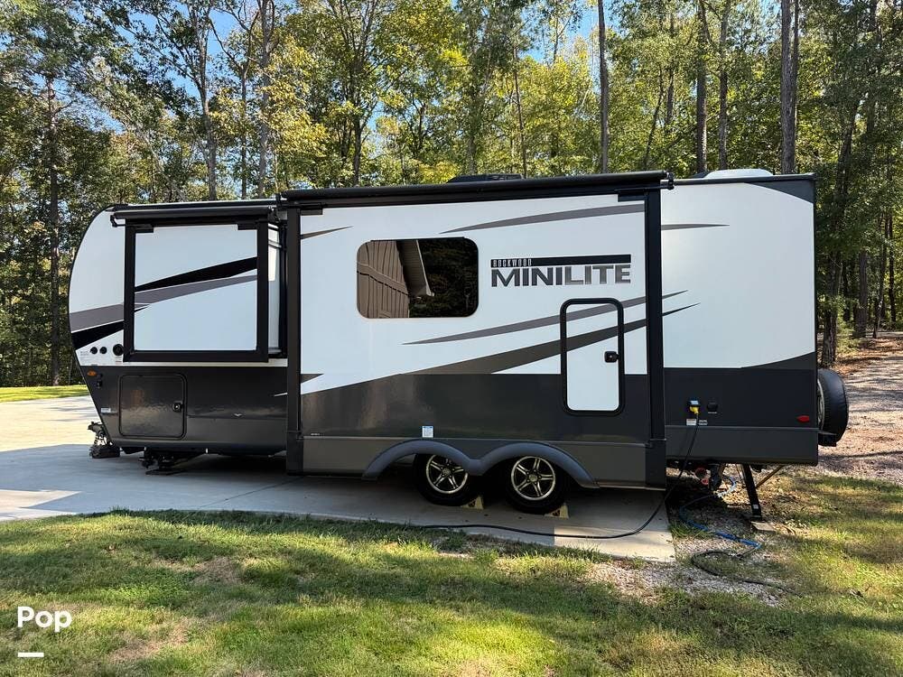 Used 2024 Rockwood Mini Lite 2511S available in Notasulga, Alabama