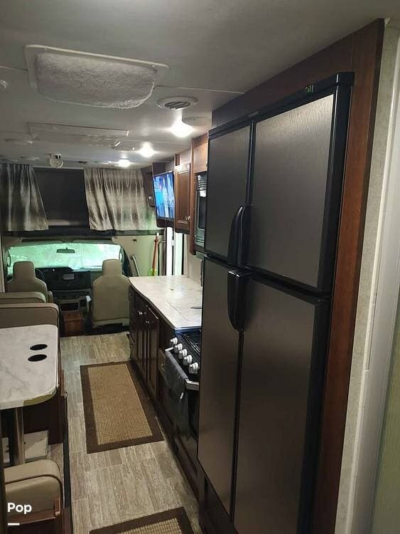 2019 Sunseeker 3010DS by Forest River from Pop RVs in West Union, South Carolina
