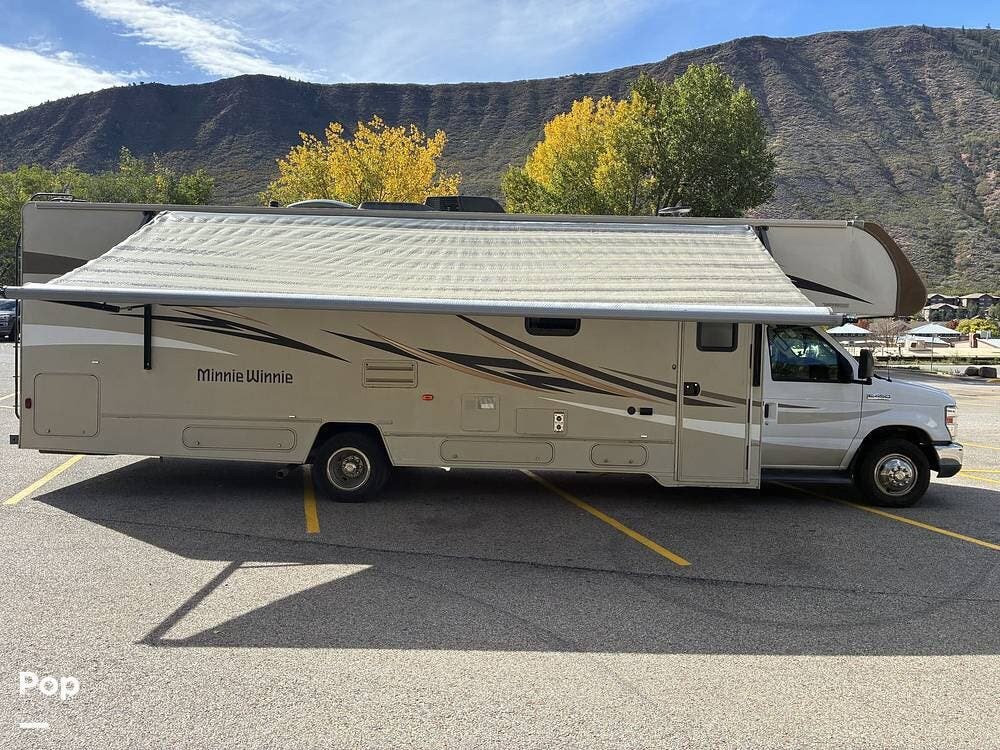 2018 Minnie Winnie 31K by Winnebago from Pop RVs in Malad City, Idaho