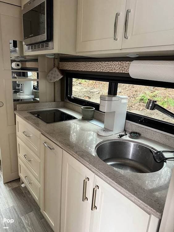Used 2023 Tiffin Wayfarer 25JW available in Sarasota, Florida