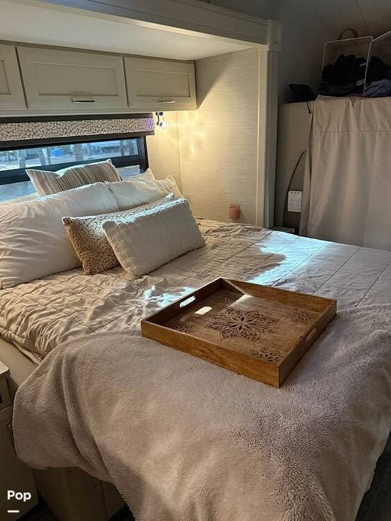 2023 Wayfarer 25JW by Tiffin from Pop RVs in Sarasota, Florida