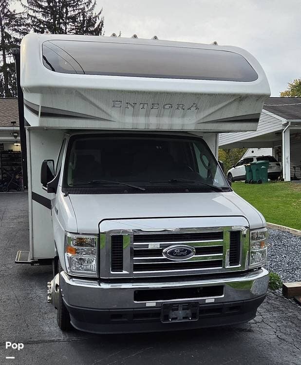 2022 Odyssey 30Z by Entegra Coach from Pop RVs in Mechanicsburg, Pennsylvania