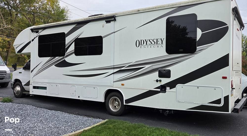 2022 Entegra Coach Odyssey 30Z - Used Class C For Sale by Pop RVs in Mechanicsburg, Pennsylvania features Awning, Air Conditioning, Slideout, Generator