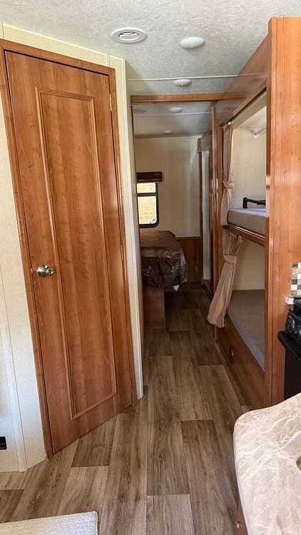 Used 2019 Coachmen Pursuit 31BHP available in Norton Shores, Michigan