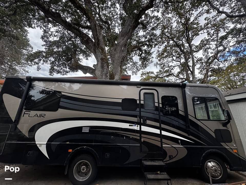 2015 Flair 26e by Fleetwood from Pop RVs in Hood River, Oregon
