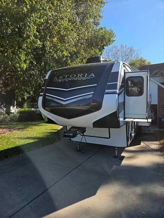 2021 Astoria Platinum Series 3553MBP by Dutchmen from Pop RVs in Saint Joseph, Michigan
