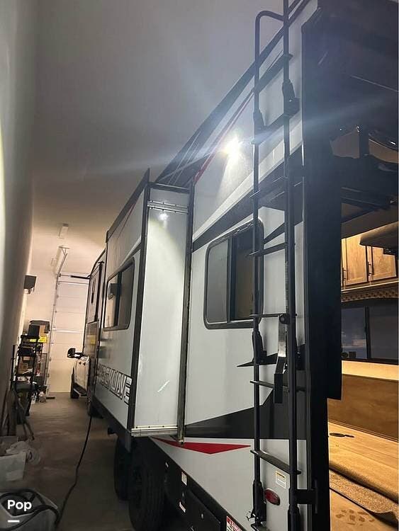 2022 Forest River Shockwave 28FWGDX - Used Toy Hauler For Sale by Pop RVs in Bullhead City, Arizona features Slideout