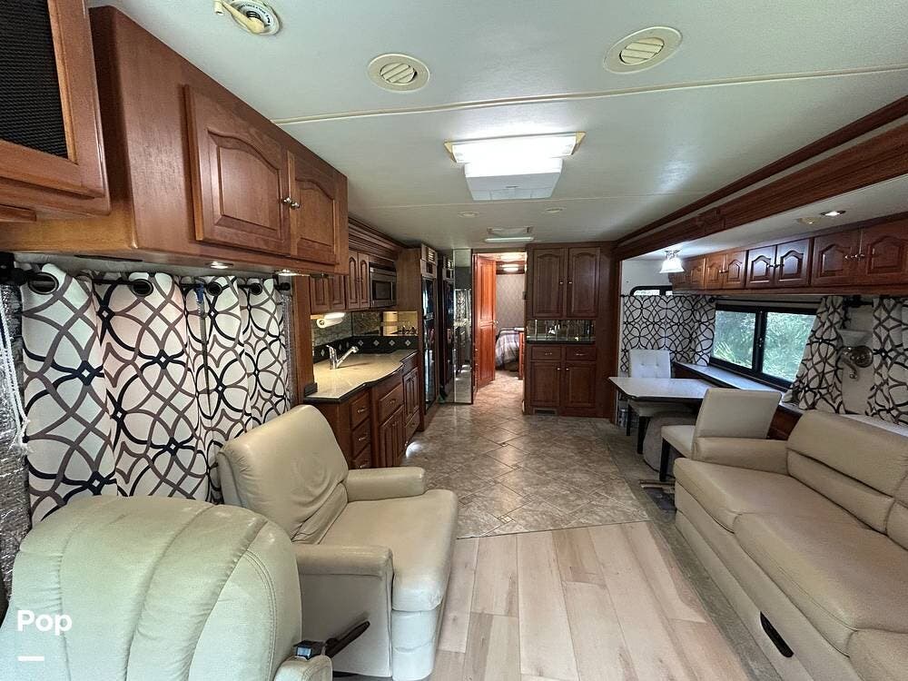 2005 Allegro Bus 38TGP by Tiffin from Pop RVs in Beverly Hills, Florida