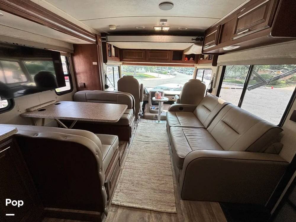 2018 Georgetown GT3 31B by Forest River from Pop RVs in Denver, Colorado