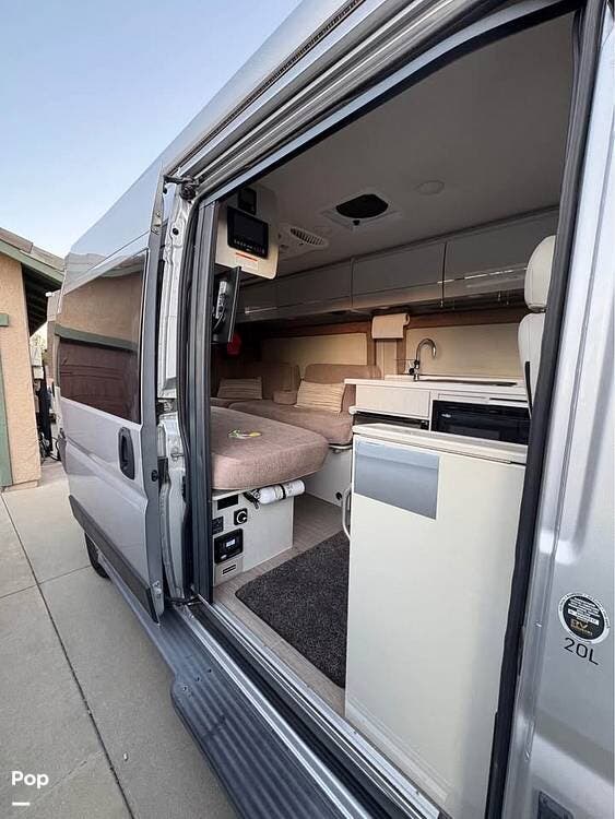 2022 Thor Motor Coach Tellaro 20L - Used Class B For Sale by Pop RVs in Yucaipa, California