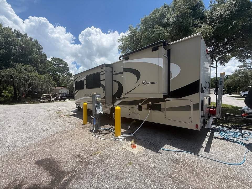 2020 Leprechaun 319MB by Coachmen from Pop RVs in Wildwood, Florida