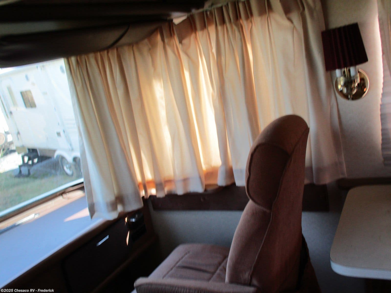 1986 Fleetwood Bounder 34SB RV for Sale in Frederick, MD 21701 05549
