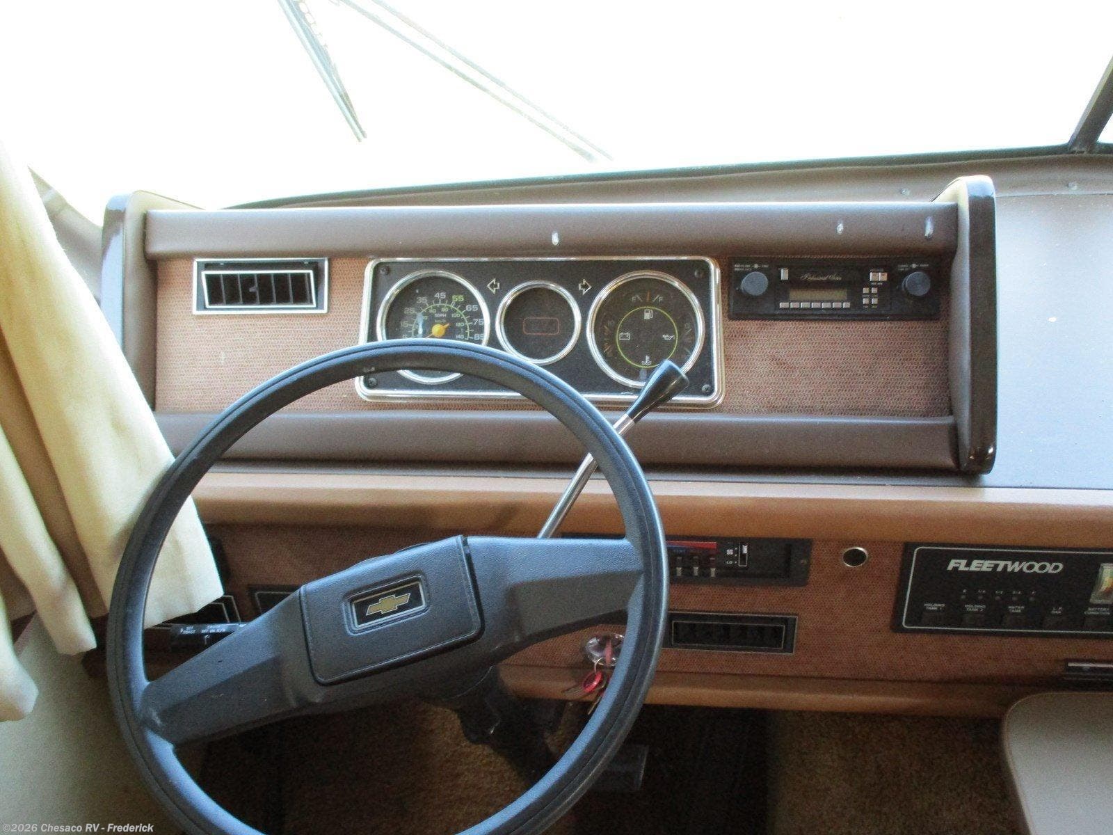 1986 Fleetwood Bounder 34SB RV for Sale in Frederick, MD