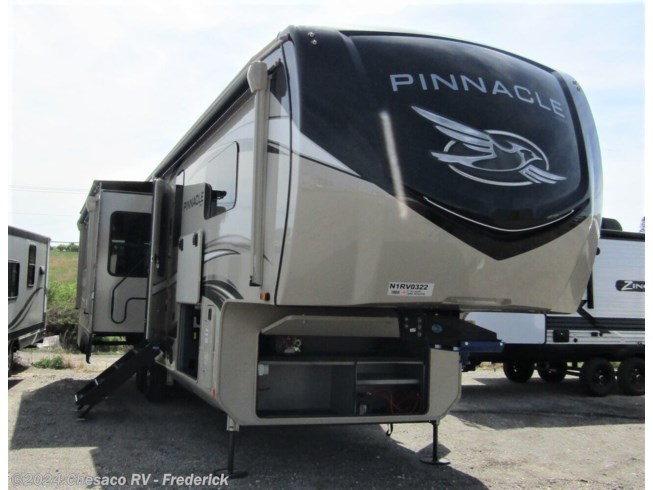 New 2022 Jayco Pinnacle 32RLTS available in Frederick, Maryland