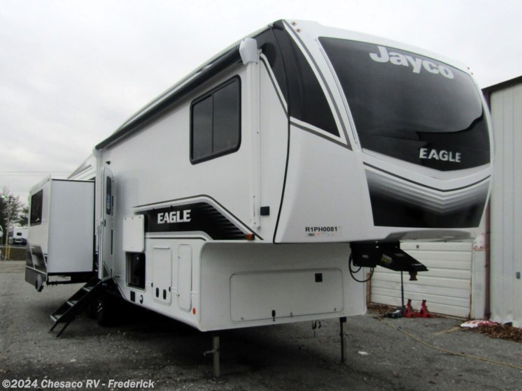 New 2024 Jayco Eagle 31MB available in Frederick, Maryland