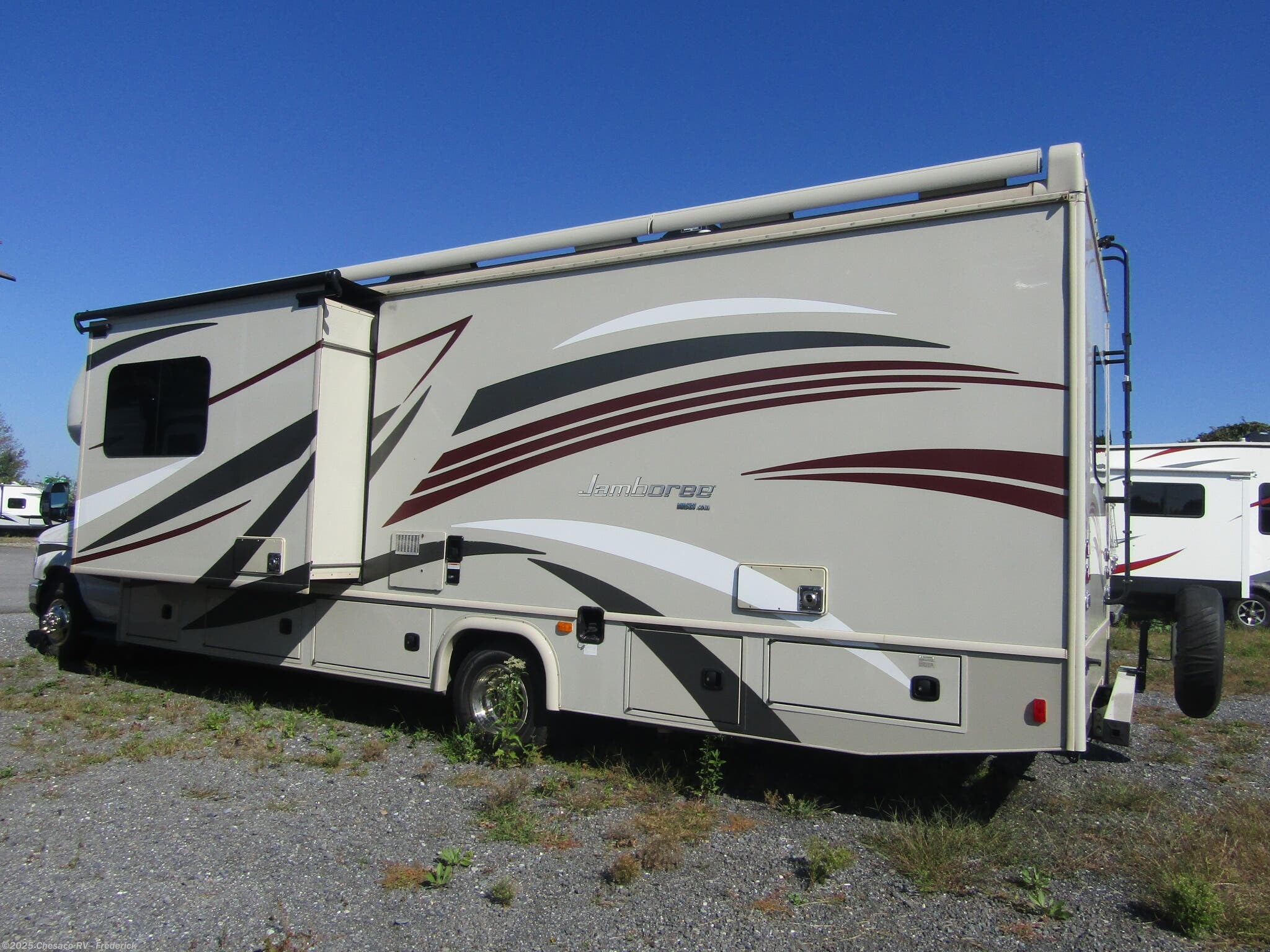 2017 Fleetwood Jamboree 30D RV for Sale in Frederick, MD 21701 09585