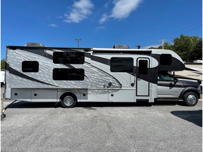 2018 Dynamax Corp Isata 5 Series 35DB - Used Class C For Sale by Chesaco RV in Gambrills, Maryland