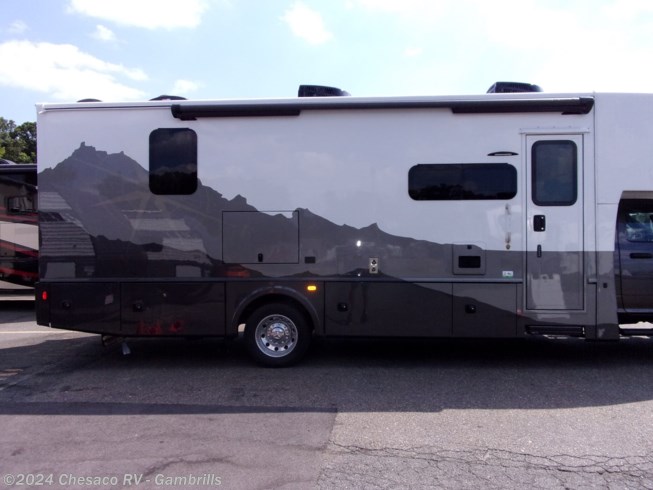 2024 Isata 5 Series 30FW by Dynamax Corp from Chesaco RV in Gambrills, Maryland