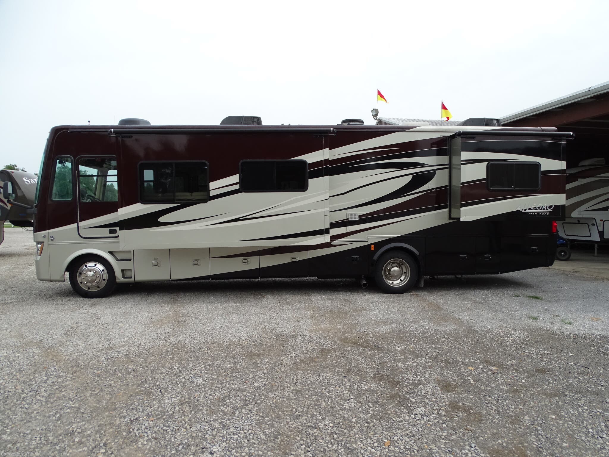 2011 Tiffin RV Allegro 35QBA for Sale in Opelousas, LA 70570 | 6518M