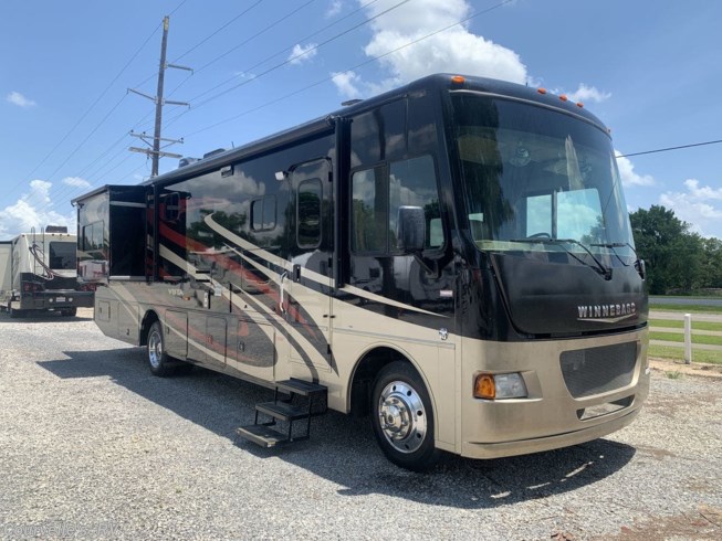 2015 Winnebago Vista 35F - Used Class A For Sale by Courvelle&#39;s RV in Opelousas, Louisiana features Propane, Non-Smoking Unit, LP Detector, Detachable Power Cord, External Shower