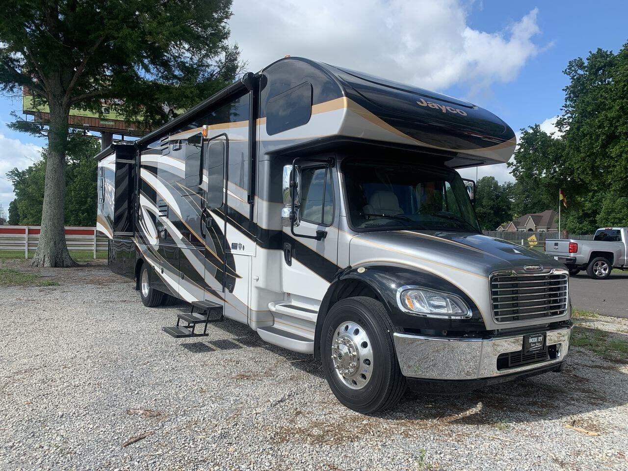 2018 Jayco Seneca 37HJ