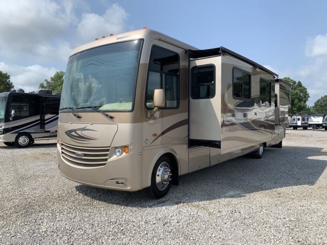 2013 Canyon Star 3953 by Newmar from Courvelle
