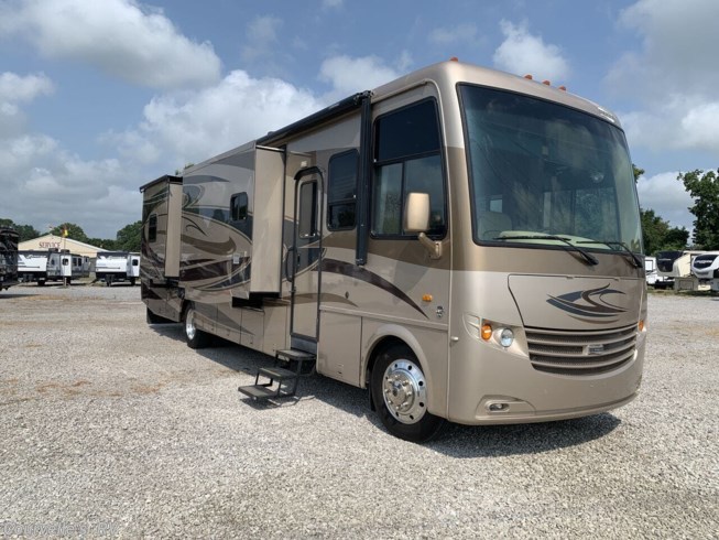 2013 Newmar Canyon Star 3953 - Used Class A For Sale by Courvelle
