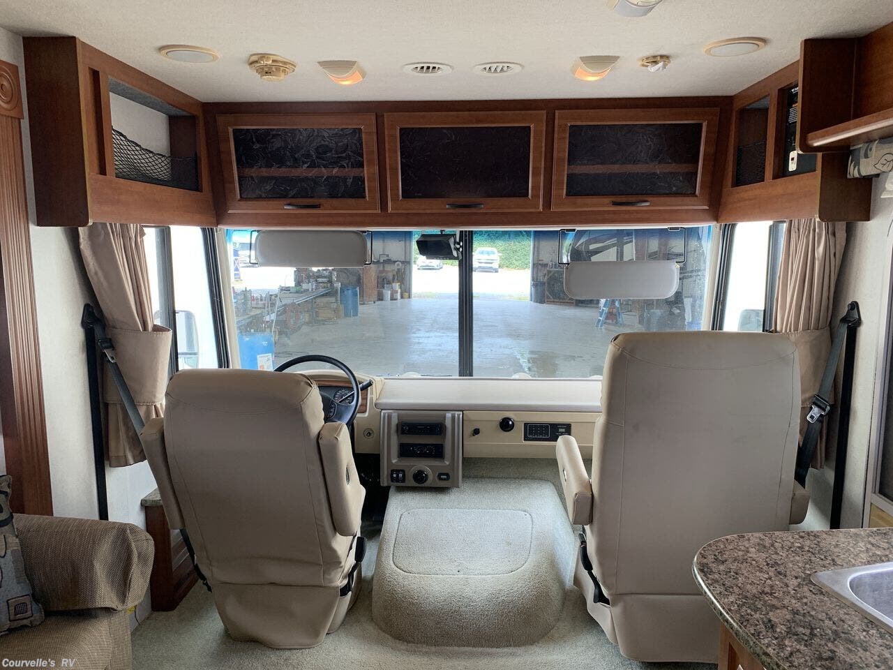 2009 Fleetwood Terra 33L