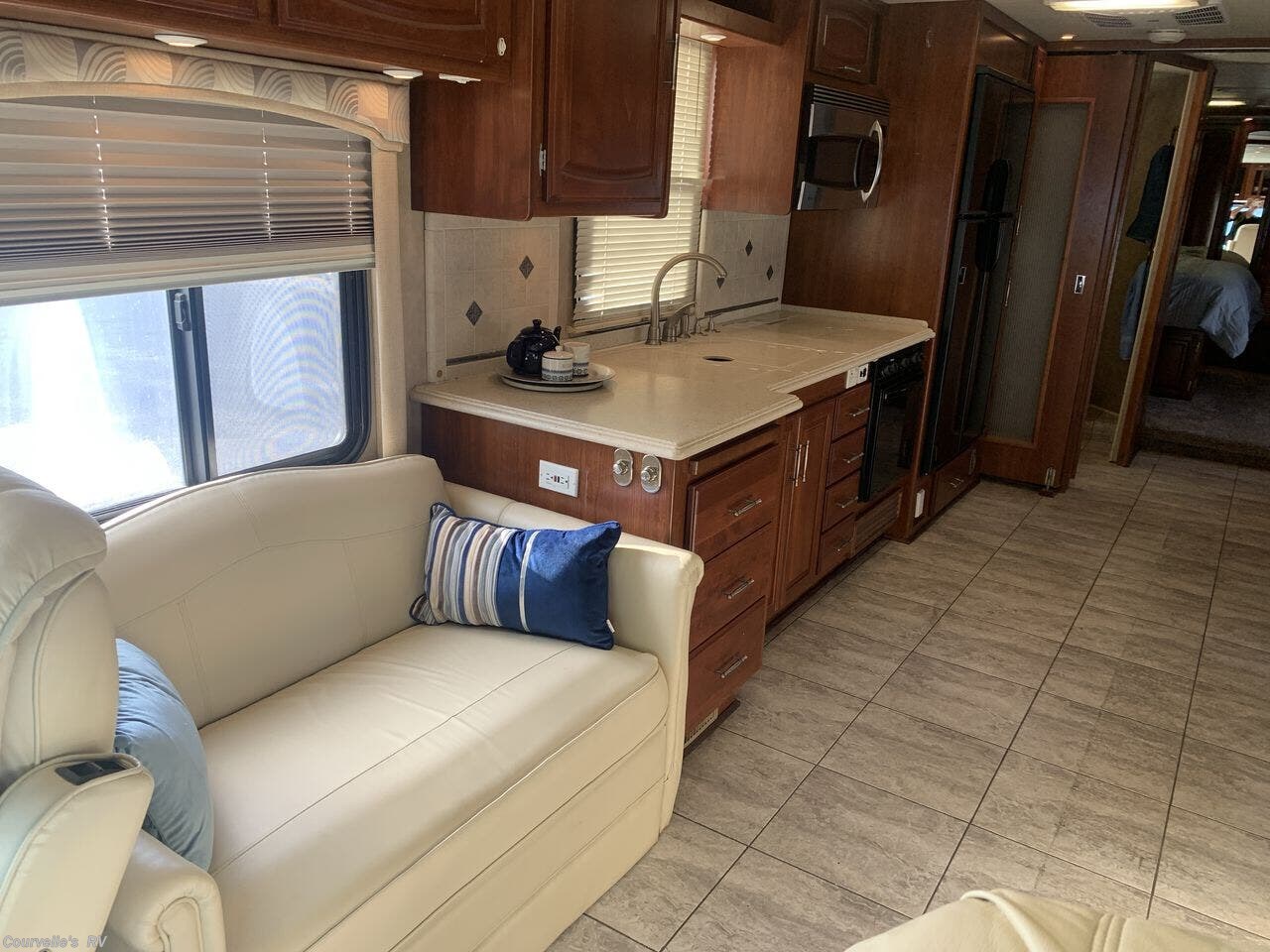 2007 Fleetwood Excursion 39V RV for Sale in Opelousas, LA 70570