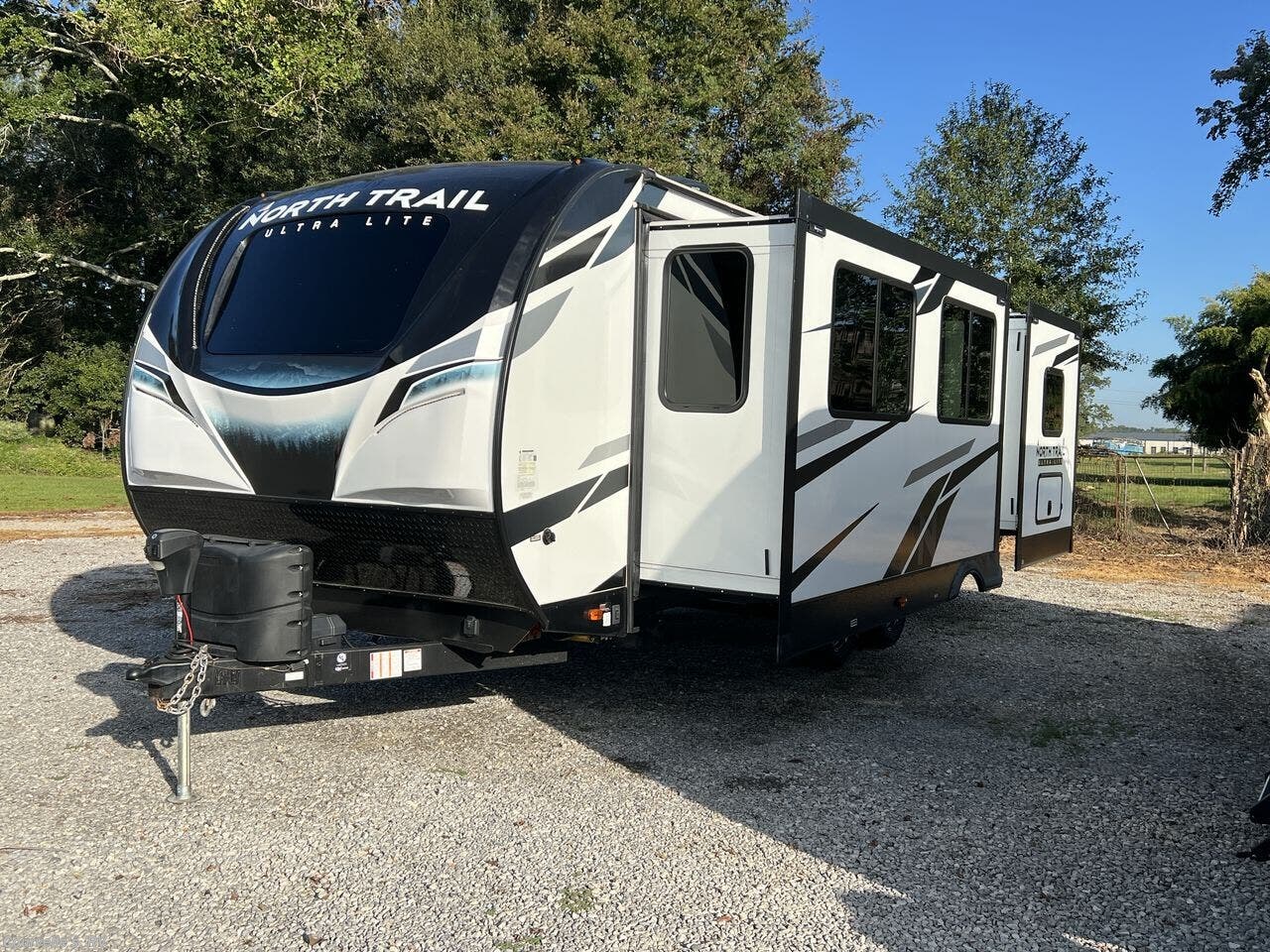 2022 North Trail Ultra-Lite NT 26FKDS by Heartland from Courvelle's RV in Opelousas, Louisiana