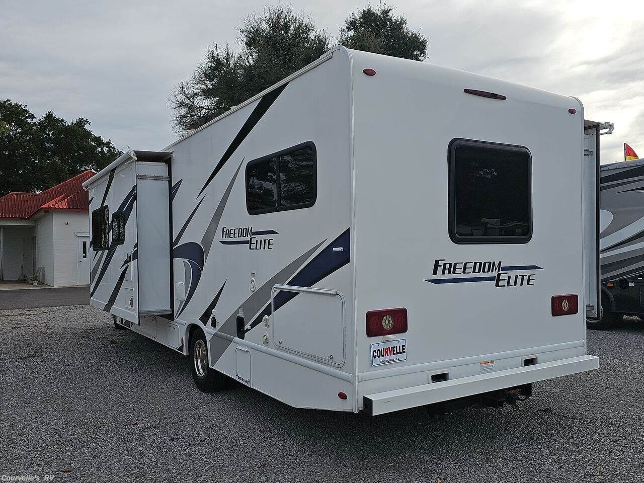 Used 2022 Thor Motor Coach Freedom Elite 30FE available in Opelousas, Louisiana