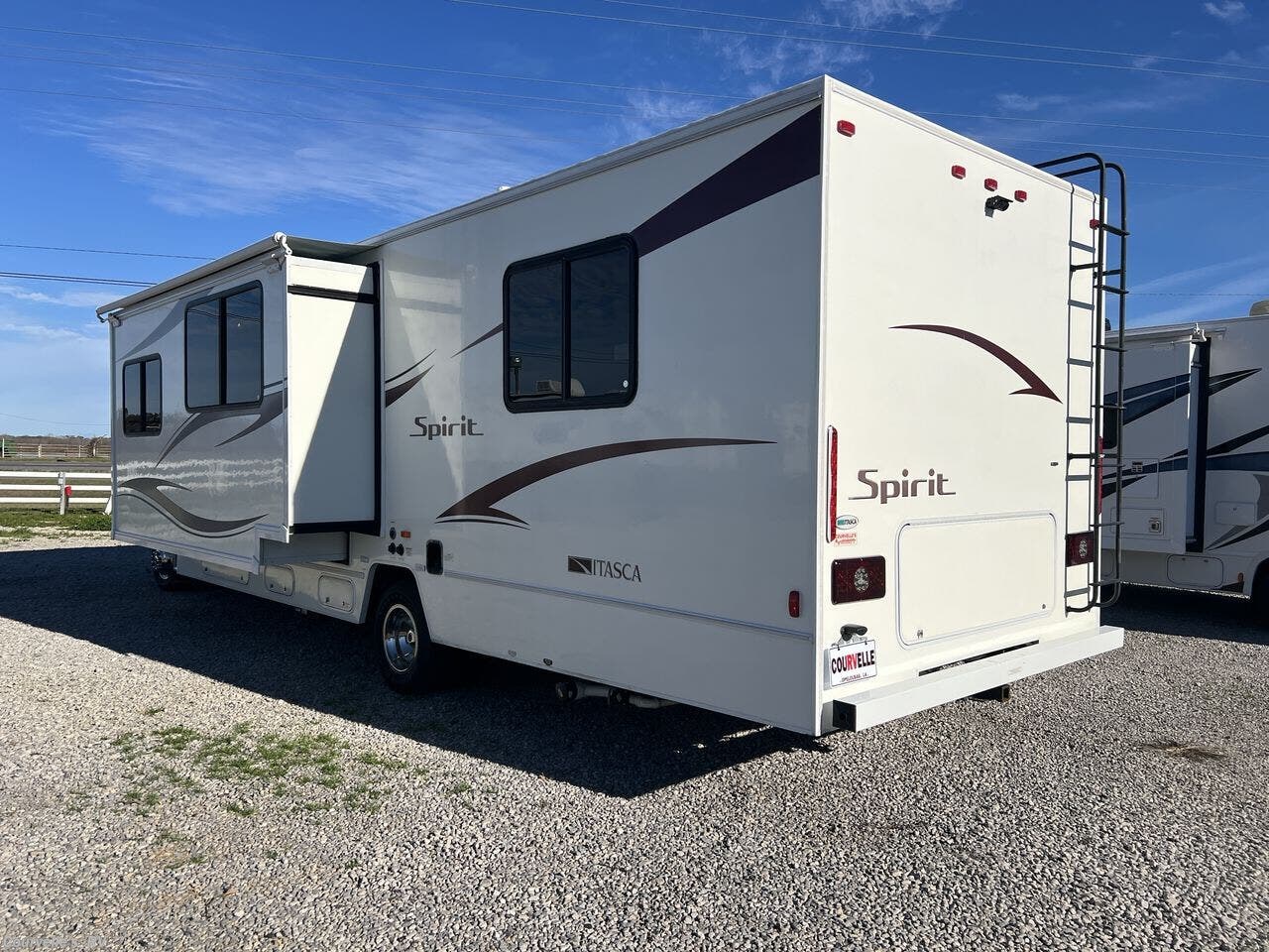 Used 2014 Itasca Spirit 31K available in Opelousas, Louisiana