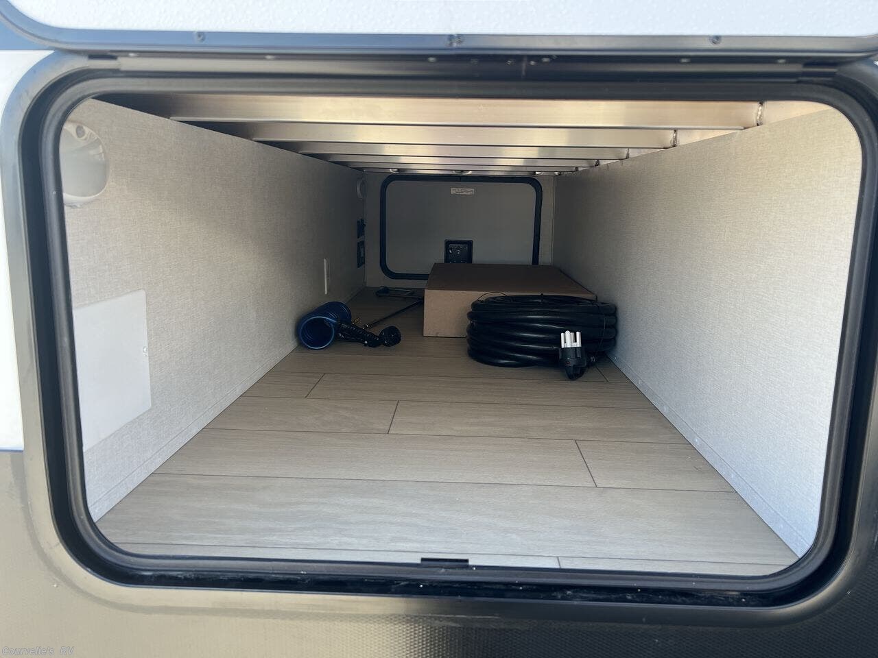 New 2026 CrossRoads Sunset Trail ST331BH available in Opelousas, Louisiana