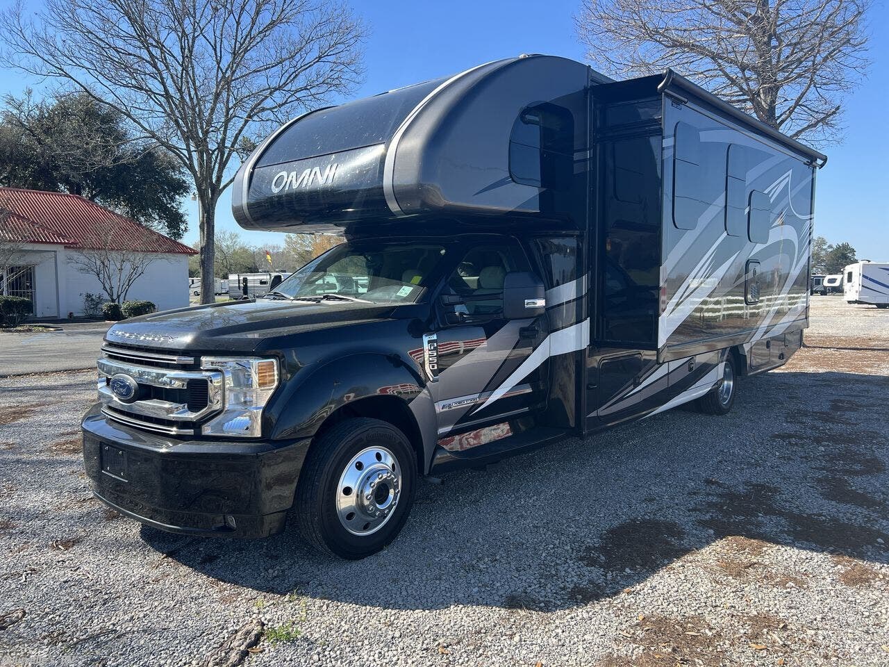 2022 Omni XG32 by Thor Motor Coach from Courvelle's RV in Opelousas, Louisiana
