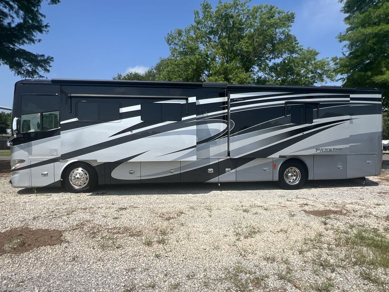 2018 Phaeton 40AH by Tiffin from Courvelle's RV in Opelousas, Louisiana