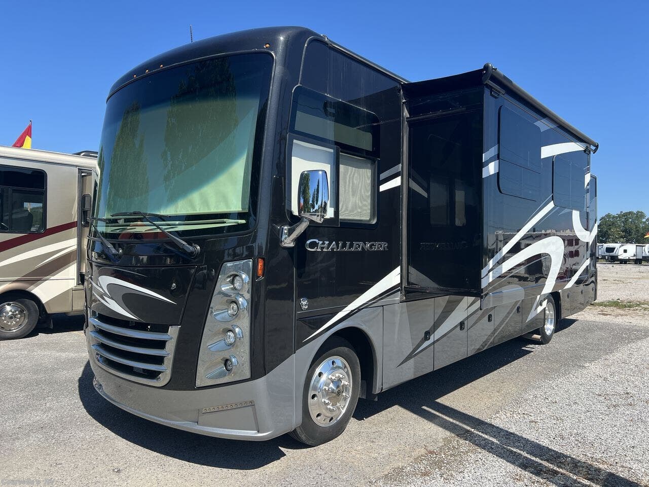 2020 Challenger 35MQ by Thor Motor Coach from Courvelle's RV in Opelousas, Louisiana