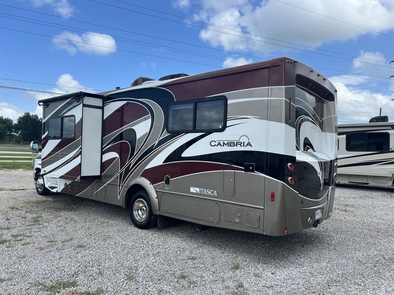 2013 Cambria 27K by Itasca from Courvelle's RV in Opelousas, Louisiana