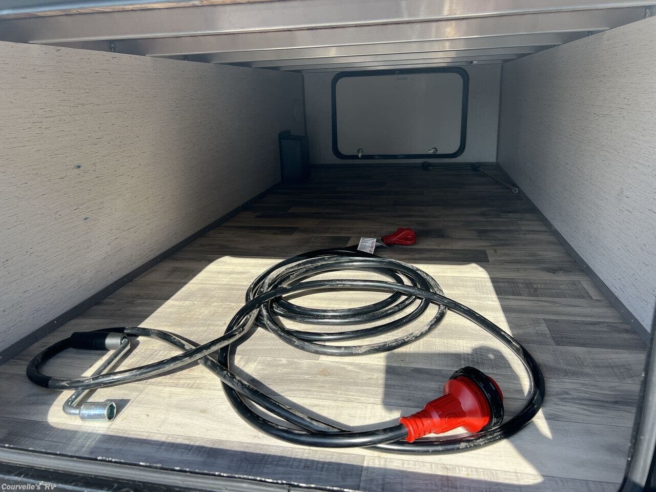 2022 Kodiak SE 27SBH by Dutchmen from Courvelle's RV in Opelousas, Louisiana