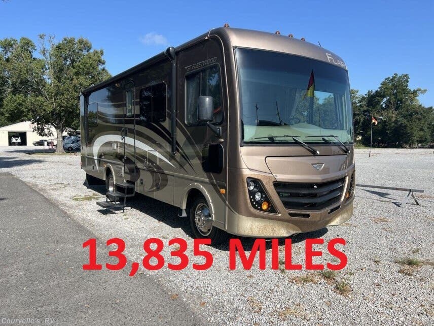 2016 Fleetwood Flair 29t