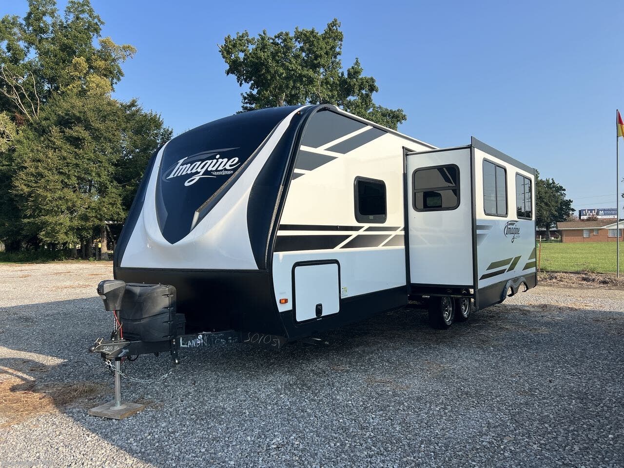 2022 Grand Design Imagine 2600RB - Used Travel Trailer For Sale by Courvelle's RV in Opelousas, Louisiana features External Shower, CD Player, Kitchen Sink, 30 Amp Service, Shower