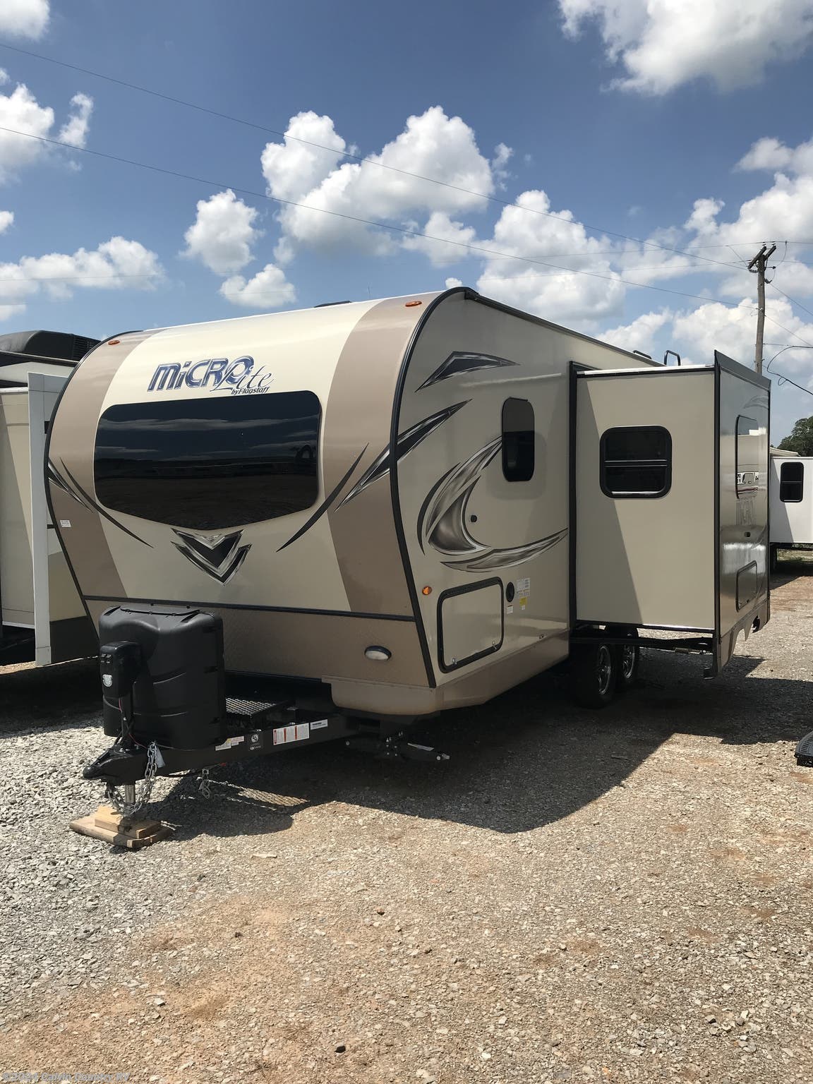 2019 Forest River Flagstaff Micro Lite 21DS RV for Sale in Depew, OK 74028-2512 | 2420819 2019 Forest River Flagstaff Micro Lite 21ds