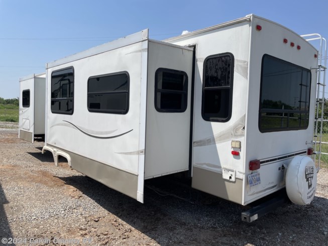 2007 Keystone Montana Mountaineer 31RL - Used Travel Trailer For Sale by Calvin Country RV in Depew, Oklahoma