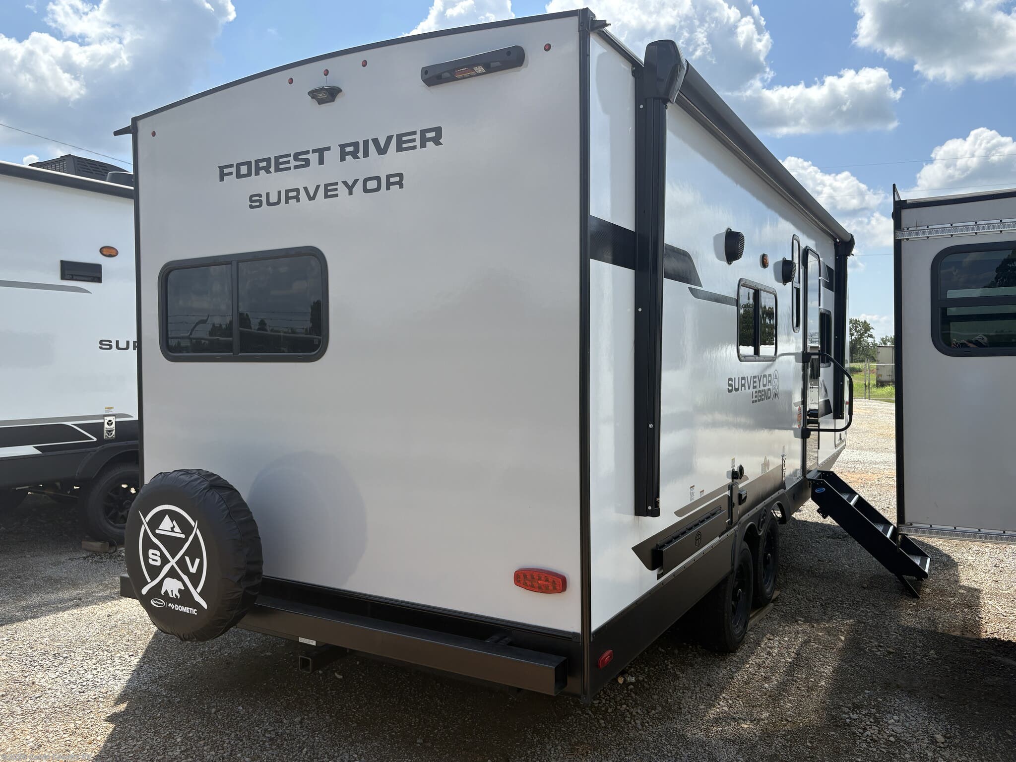 2026 Surveyor Legend 204MKLE by Forest River from Calvin Country RV in Depew, Oklahoma