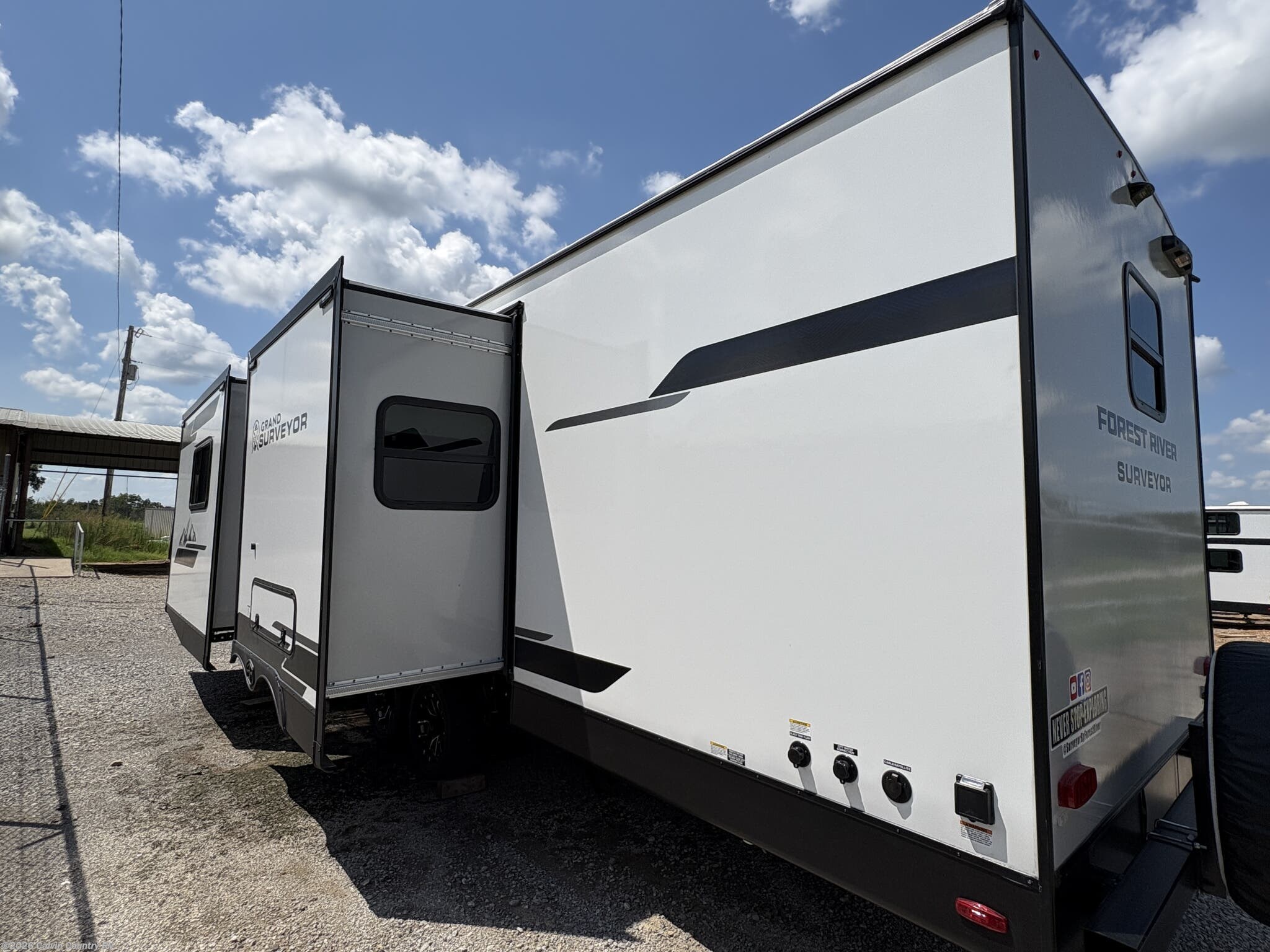 New 2026 Forest River Grand Surveyor 268FKBS available in Depew, Oklahoma