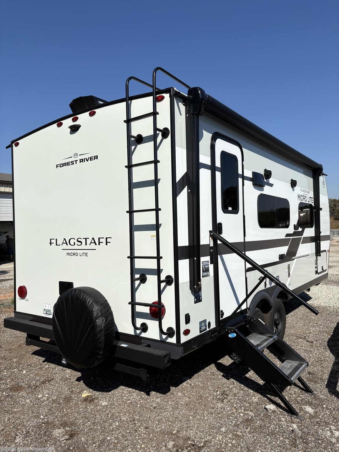 2026 Flagstaff Micro Lite 21FBRS by Forest River from Calvin Country RV in Depew, Oklahoma
