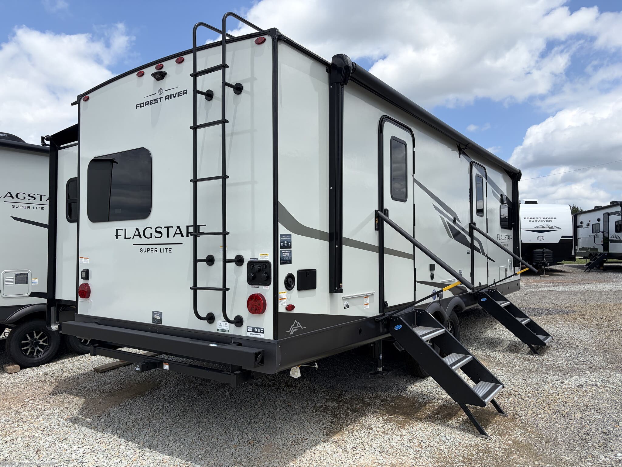 2026 Flagstaff Super Lite 26FKBS by Forest River from Calvin Country RV in Depew, Oklahoma