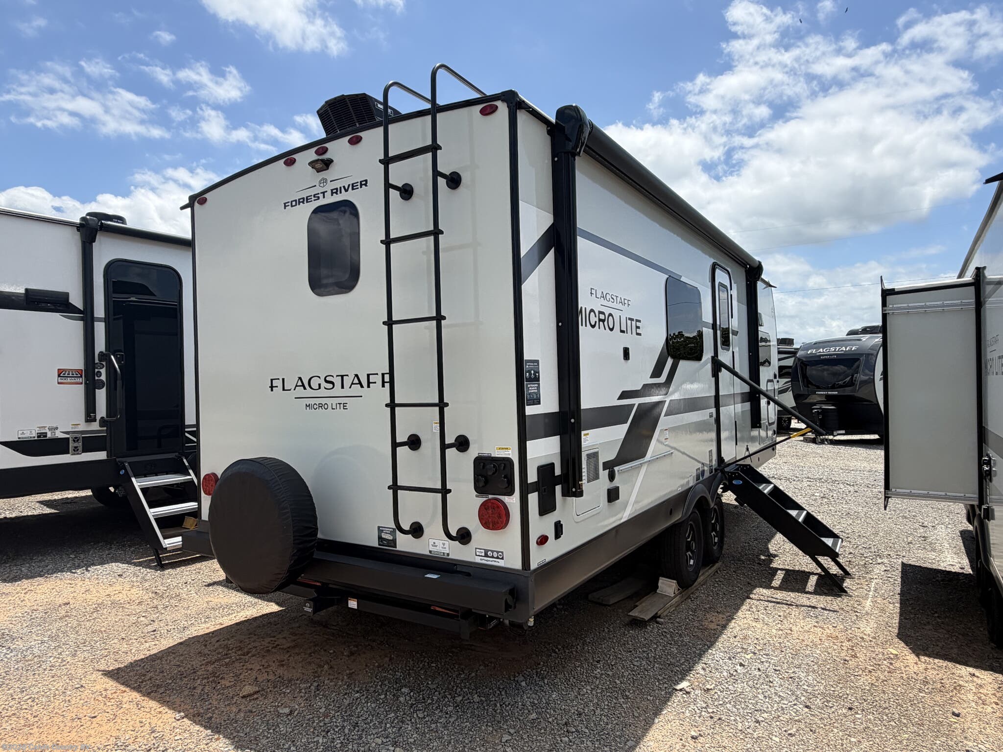 2026 Flagstaff Micro Lite 25MBR by Forest River from Calvin Country RV in Depew, Oklahoma