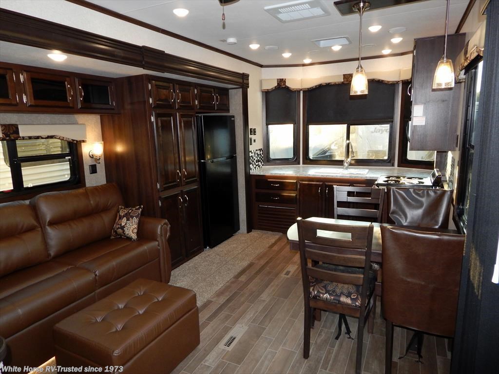 J11703 2018 Jayco Bungalow 40BHTS Front Kitchen Two Bedroom J11703 2018 Jayco Bungalow 40BHTS Front Kitchen Two Bedroom