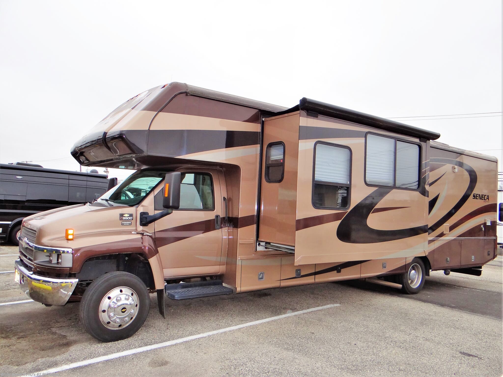 2007 Jayco Seneca HD 35GS Double Slide, Diesel Super C RV for Sale in ...