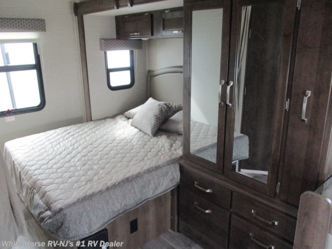 2020 Jayco Melbourne 24L Rear Bedroom Full Wall Slide RV for Sale in ...